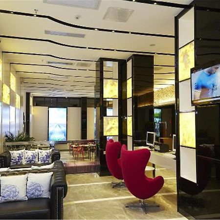 Lavande Hotel Tianhe Gangding Subway Station Branch Guangzhou Buitenkant foto